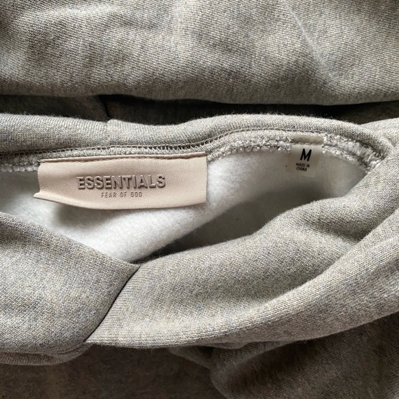 ESSENTIALS FEAR OF GOD DARK OATMEAL PULLOVER HOODIE - Picture 6 of 9